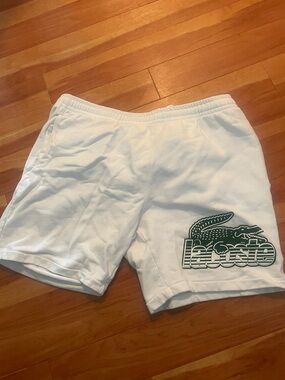Lacoste White sweatshort with Green Crocodile Logo